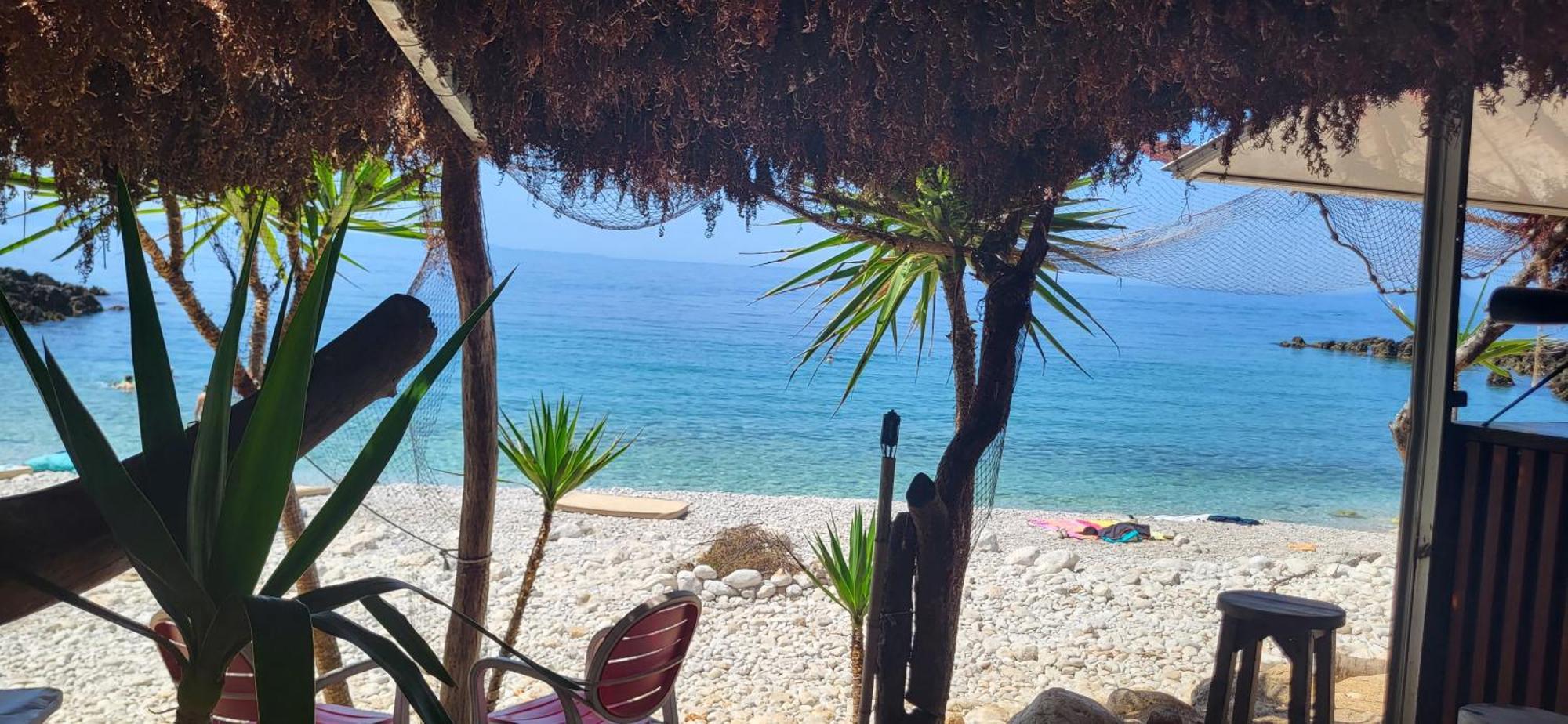 Jon Rooms Himare Exterior photo